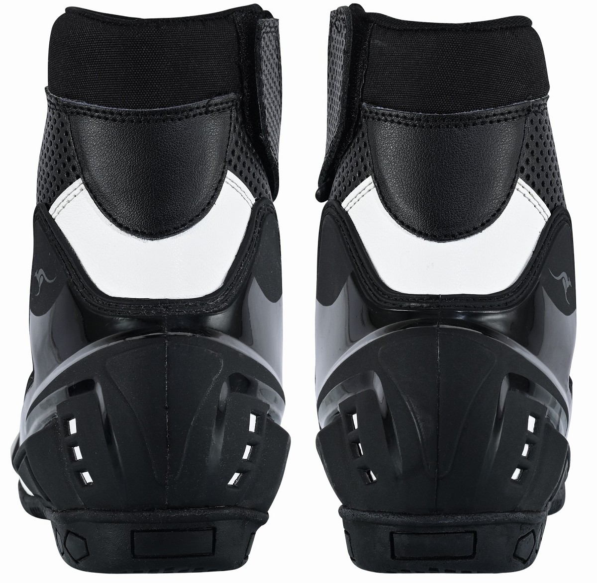 BOTAS DE MOTO DE CARRETERA ESTILO DEPORTIVO, DE CAÑA CORTA/MEDIA, ULTRAPERFORADAS, CON HOMOLOGACIÓN CE Y EPI BOTAS DE MOTO DE CARRETERA ESTILO DEPORTIVO, DE CAÑA CORTA/MEDIA, ULTRAPERFORADAS, CON HOMOLOGACIÓN CE Y EPI