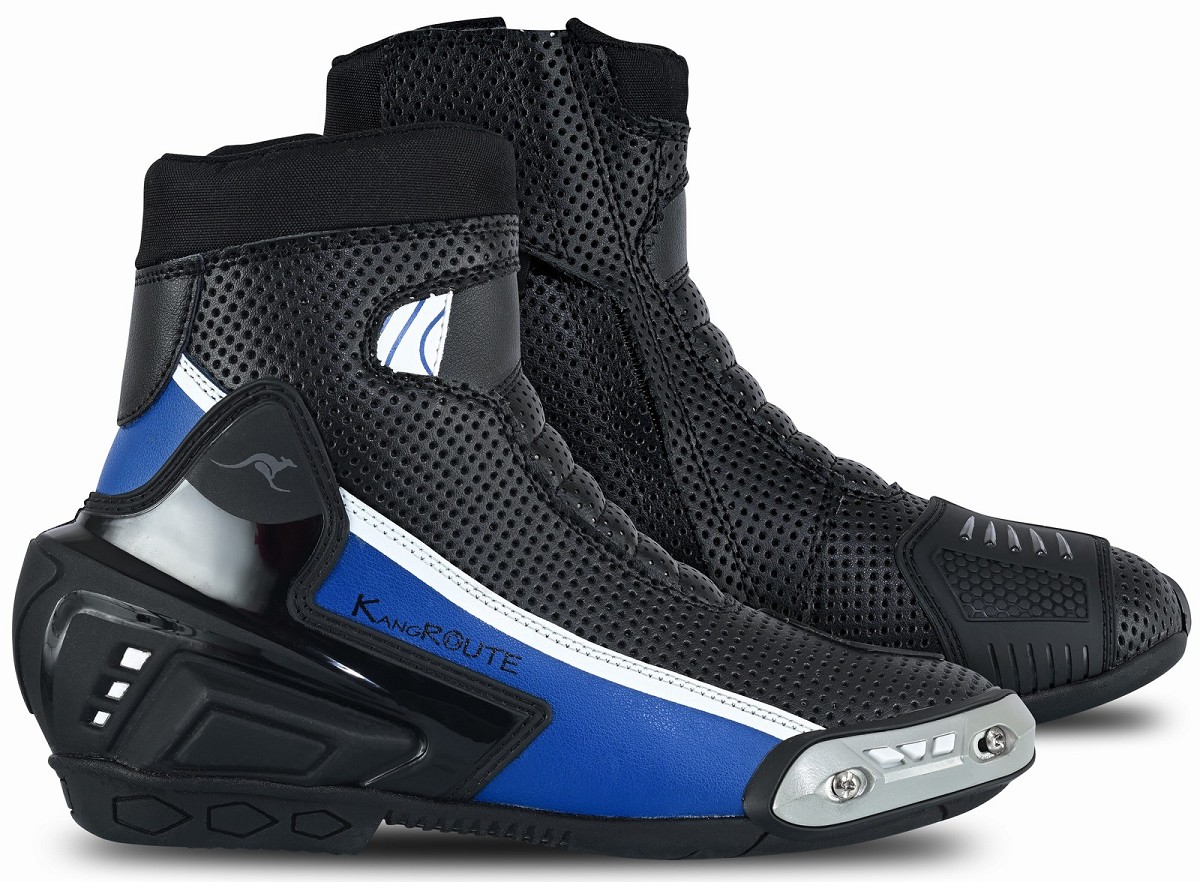 BOTAS DE MOTO DE CARRETERA ESTILO DEPORTIVO, DE CAÑA CORTA/MEDIA, ULTRAPERFORADAS, CON HOMOLOGACIÓN CE Y EPI BOTAS DE MOTO DE CARRETERA ESTILO DEPORTIVO, DE CAÑA CORTA/MEDIA, ULTRAPERFORADAS, CON HOMOLOGACIÓN CE Y EPI
