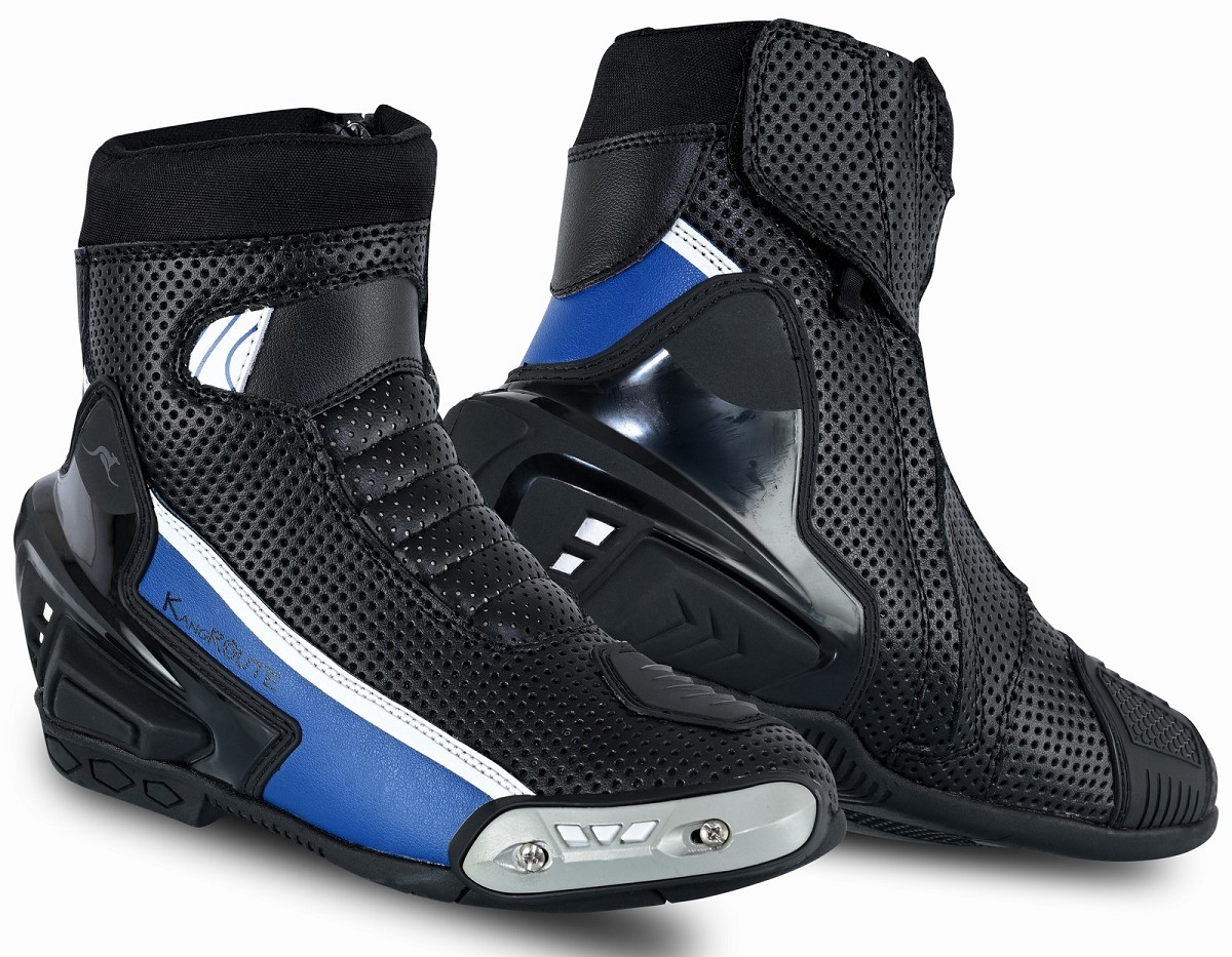 BOTAS DE MOTO DE CARRETERA ESTILO DEPORTIVO, DE CAÑA CORTA/MEDIA, ULTRAPERFORADAS, CON HOMOLOGACIÓN CE Y EPI BOTAS DE MOTO DE CARRETERA ESTILO DEPORTIVO, DE CAÑA CORTA/MEDIA, ULTRAPERFORADAS, CON HOMOLOGACIÓN CE Y EPI