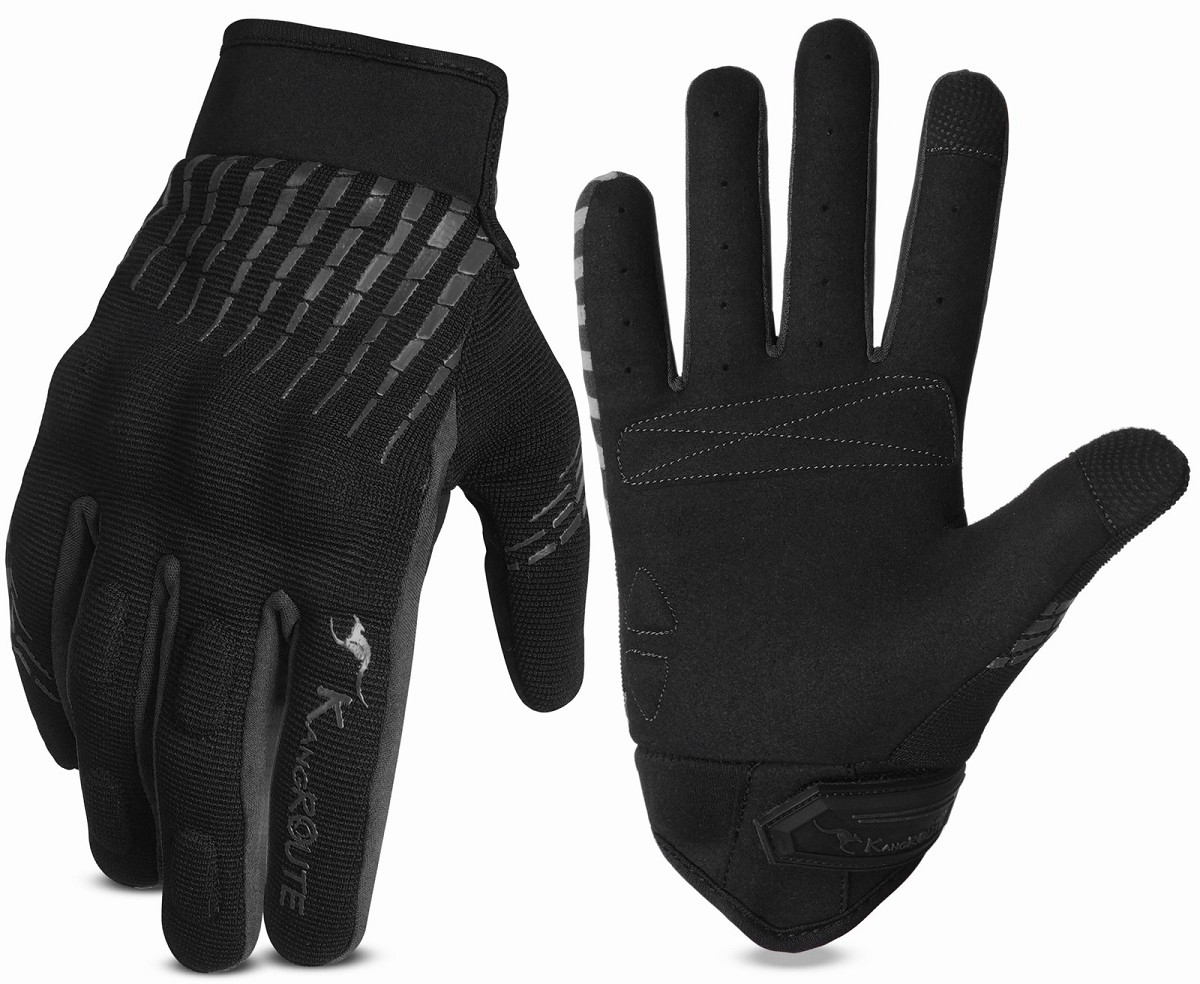 GUANTES DE MOTO LIGEROS CONFECCIONADOS EN TEJIDO ELASTICO, TRANSPIRABLE Y RESISTENTE CON PROTECCIONES PARA VERANO